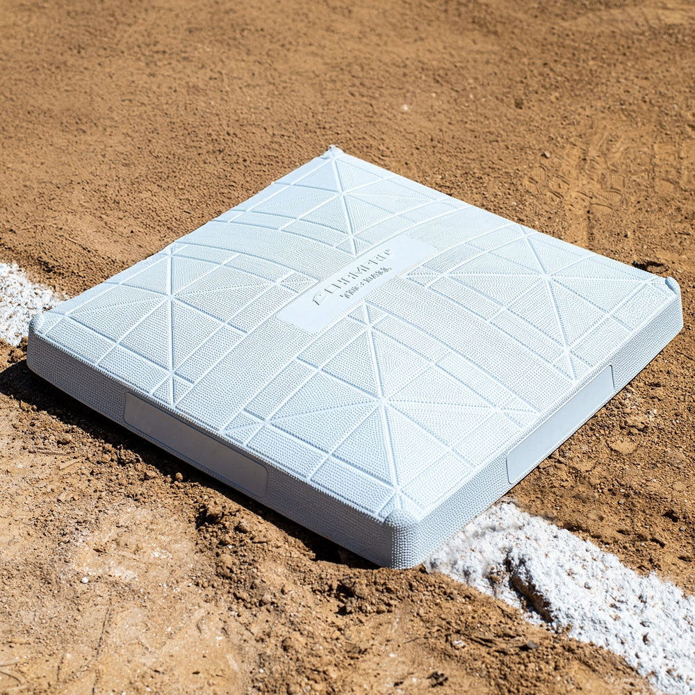 THE HALL 15X 3 in MOLDED BASES